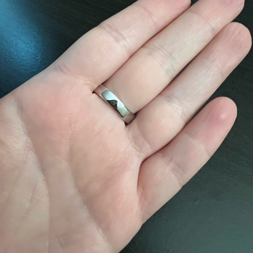 Ring - Picture 4 of 6